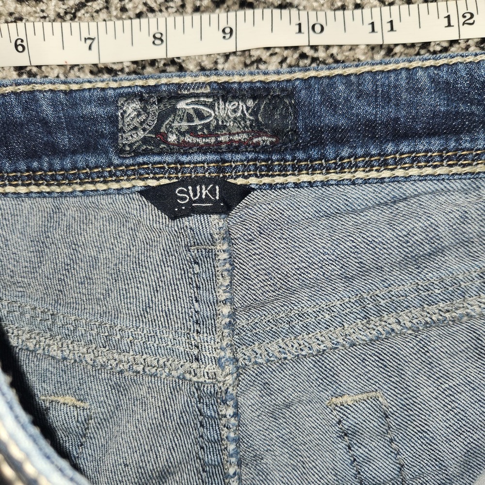 Silver Suki Jean Shorts Destressed Women's 32 Mid Rise 5" Inseam Modest Grunge - Picture 4 of 8